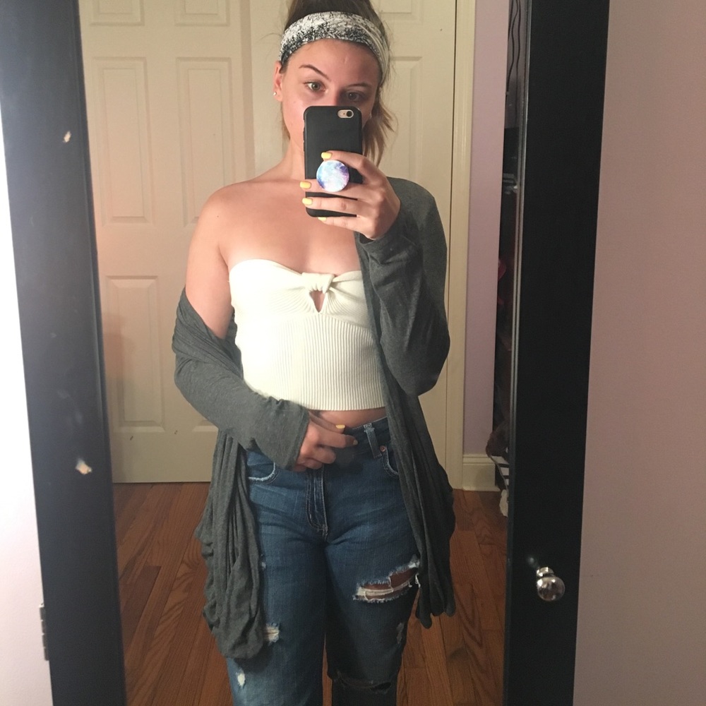 Cardigan - Picture 2 of 2